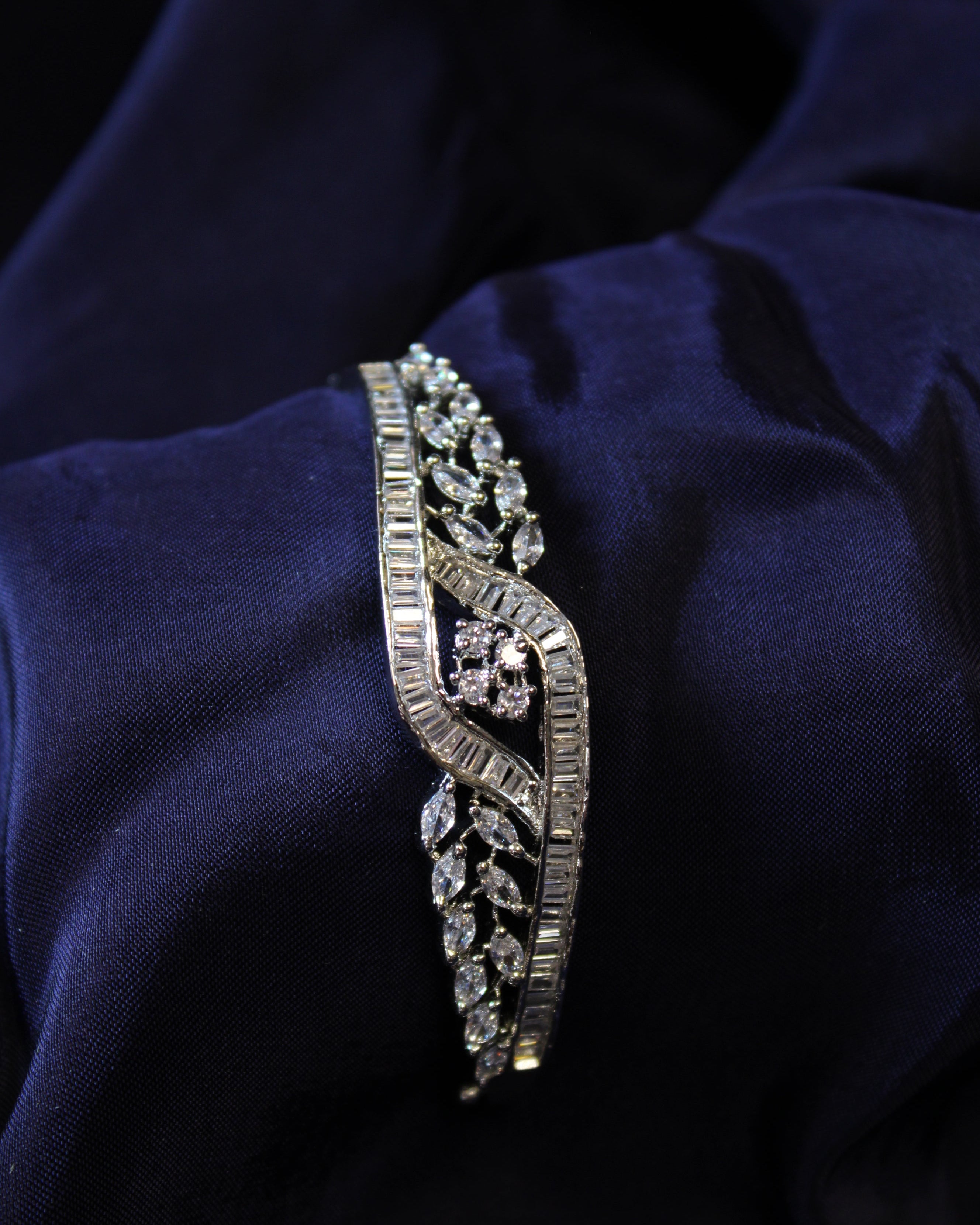 Tanvi Bracelet