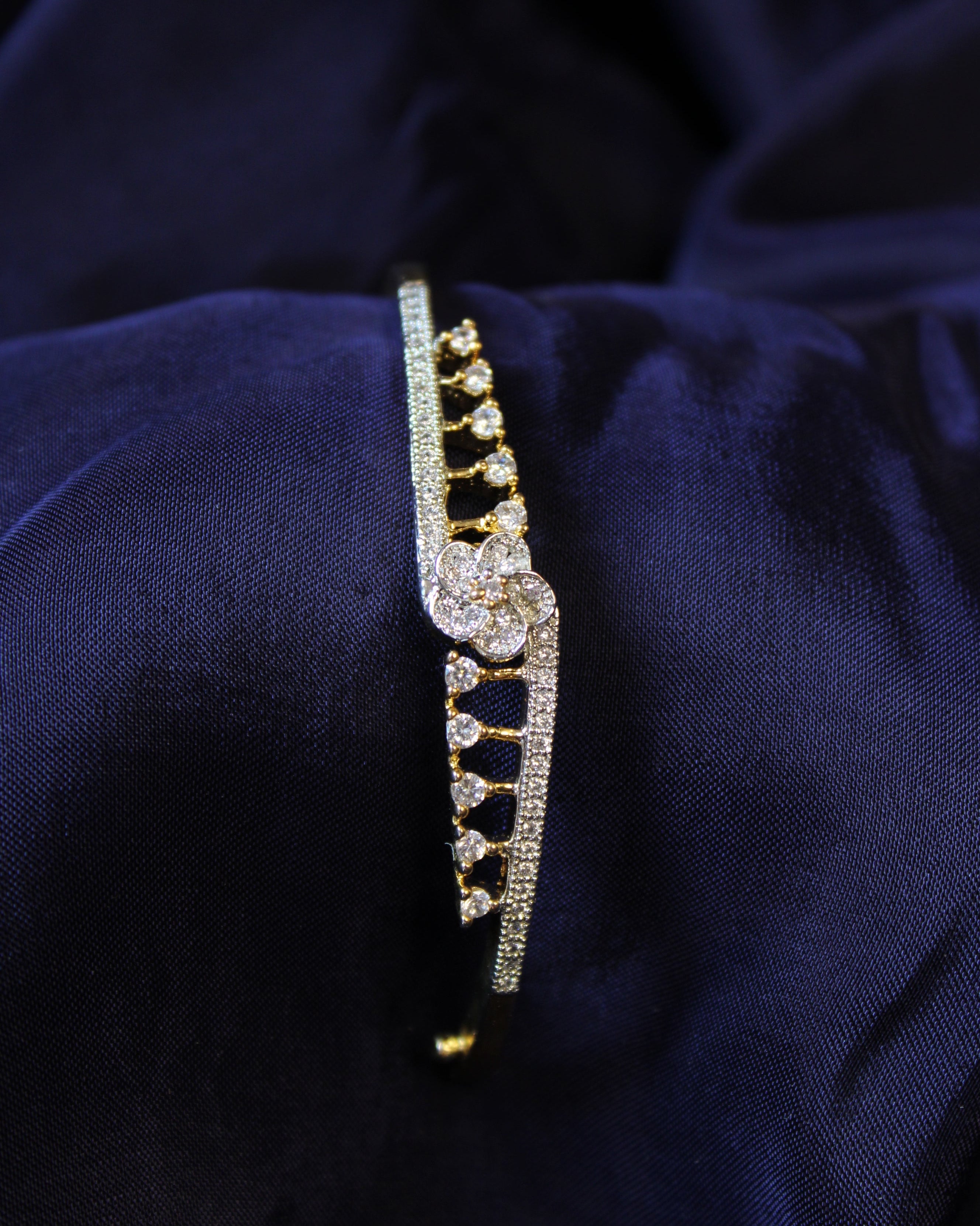 Aarya Bracelet
