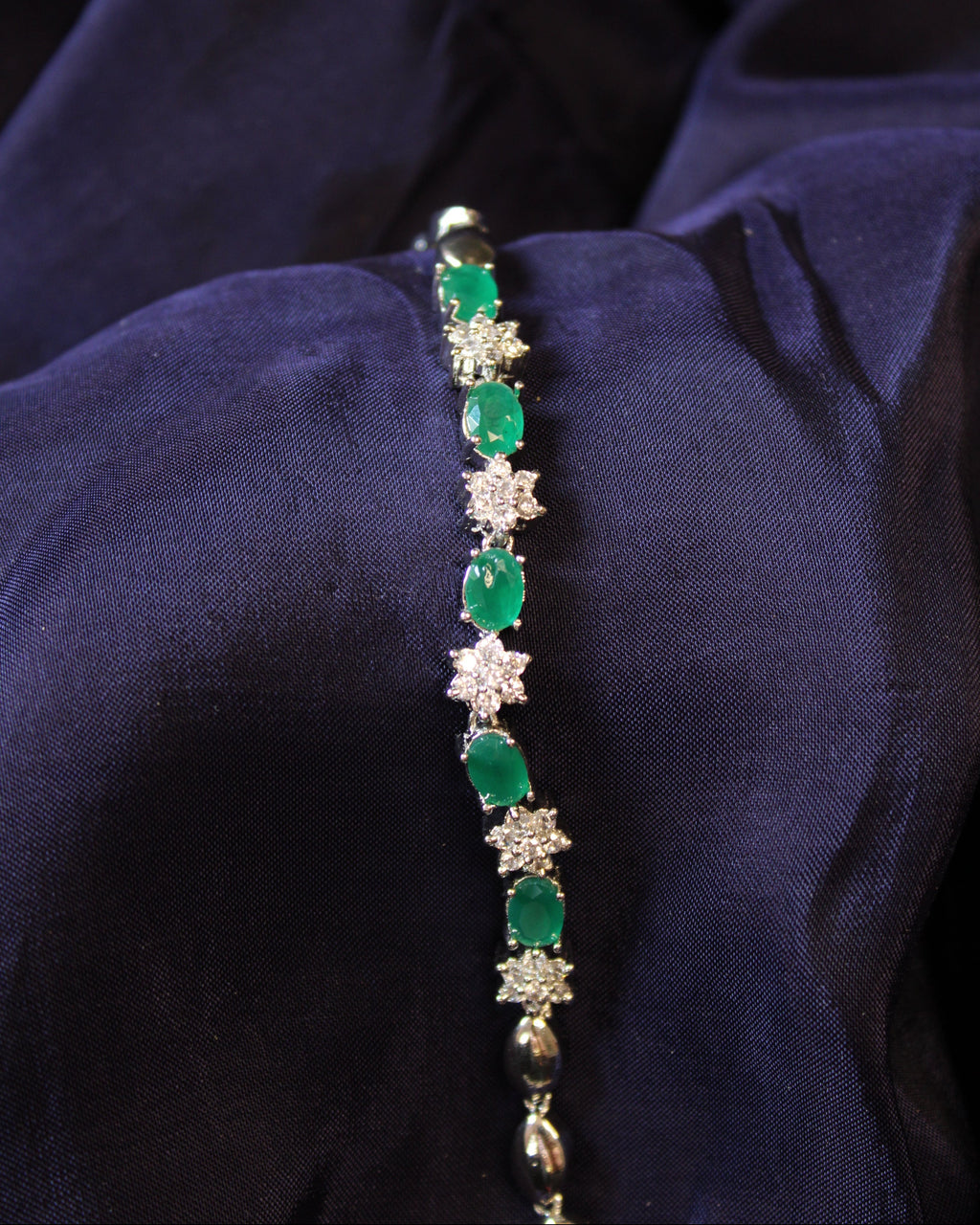 Green emerald bracelet with silver finish