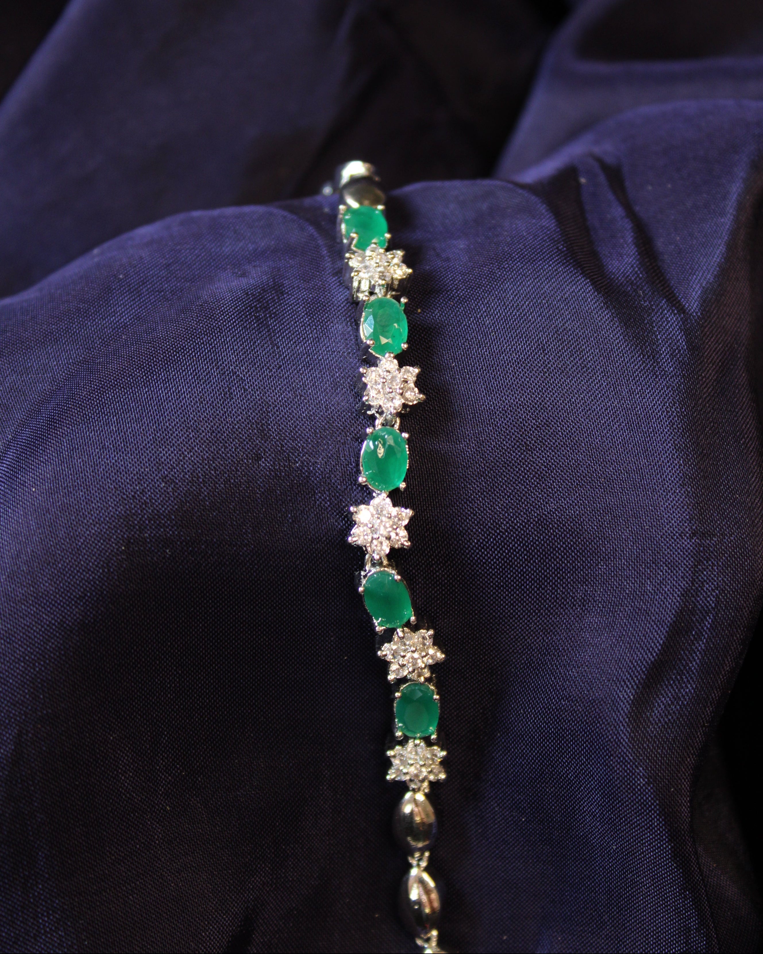 Green emerald bracelet with silver finish