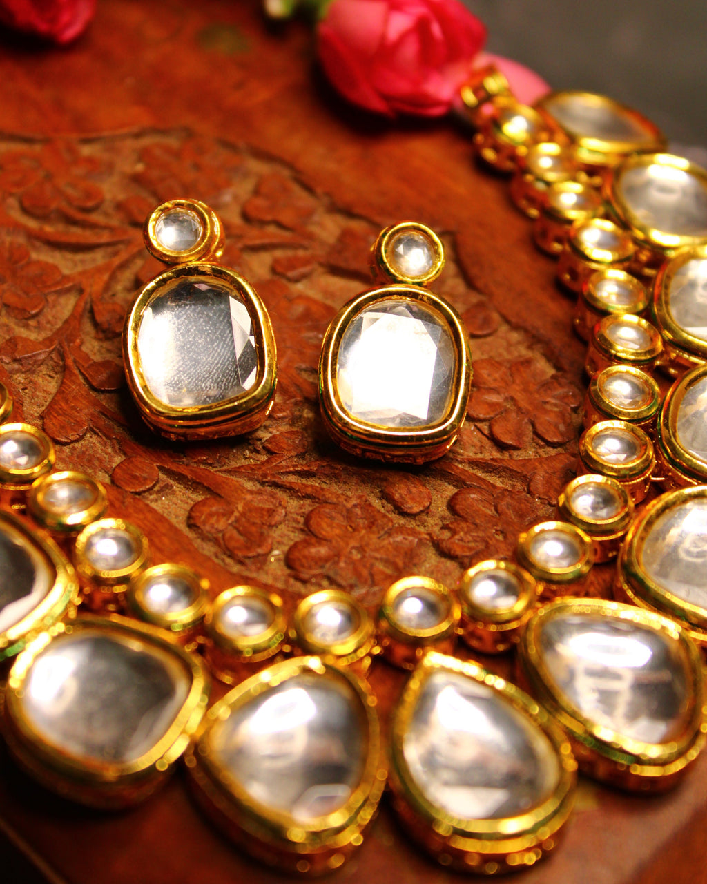 Naaz Necklace Set