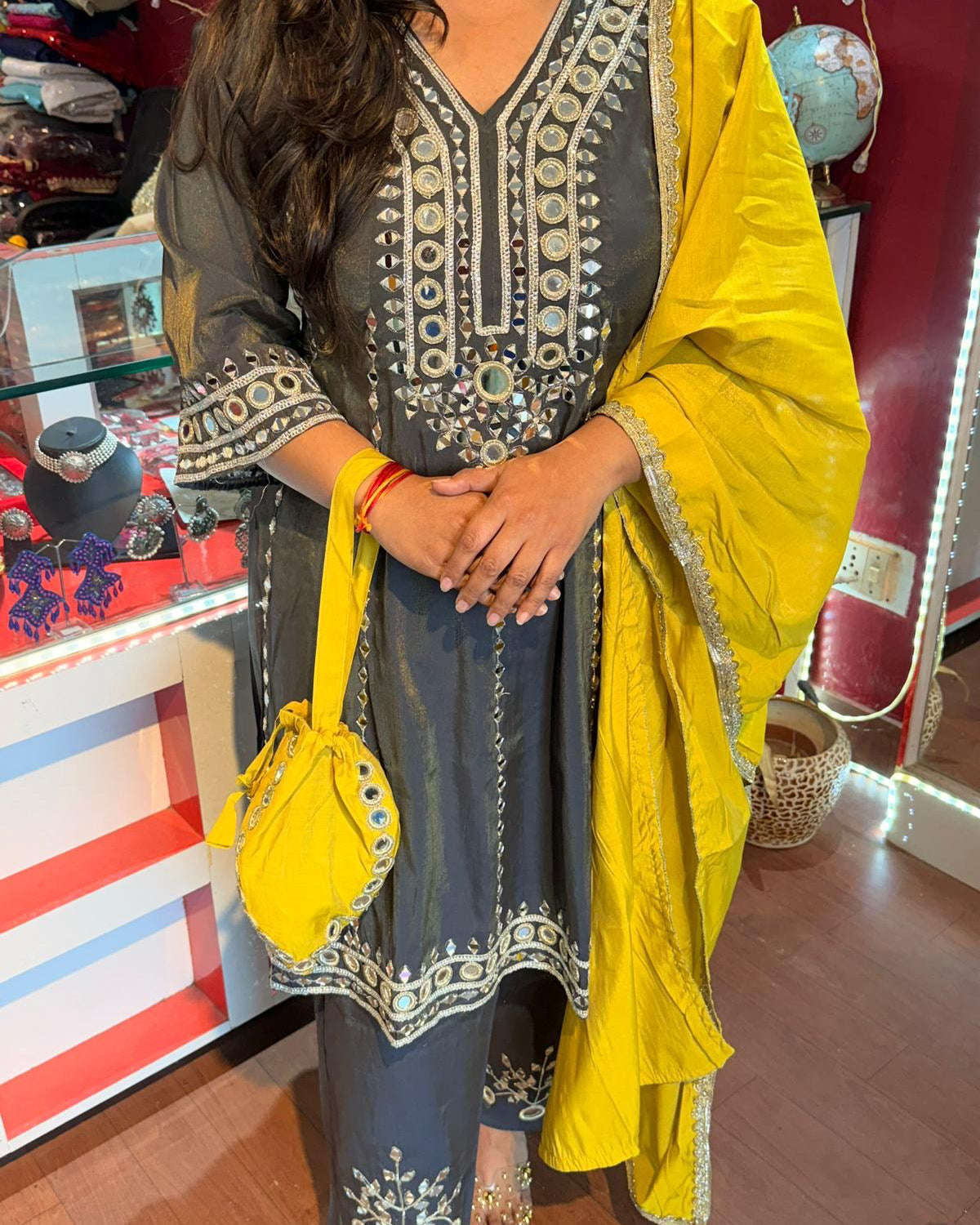 Aarini Kurta Set