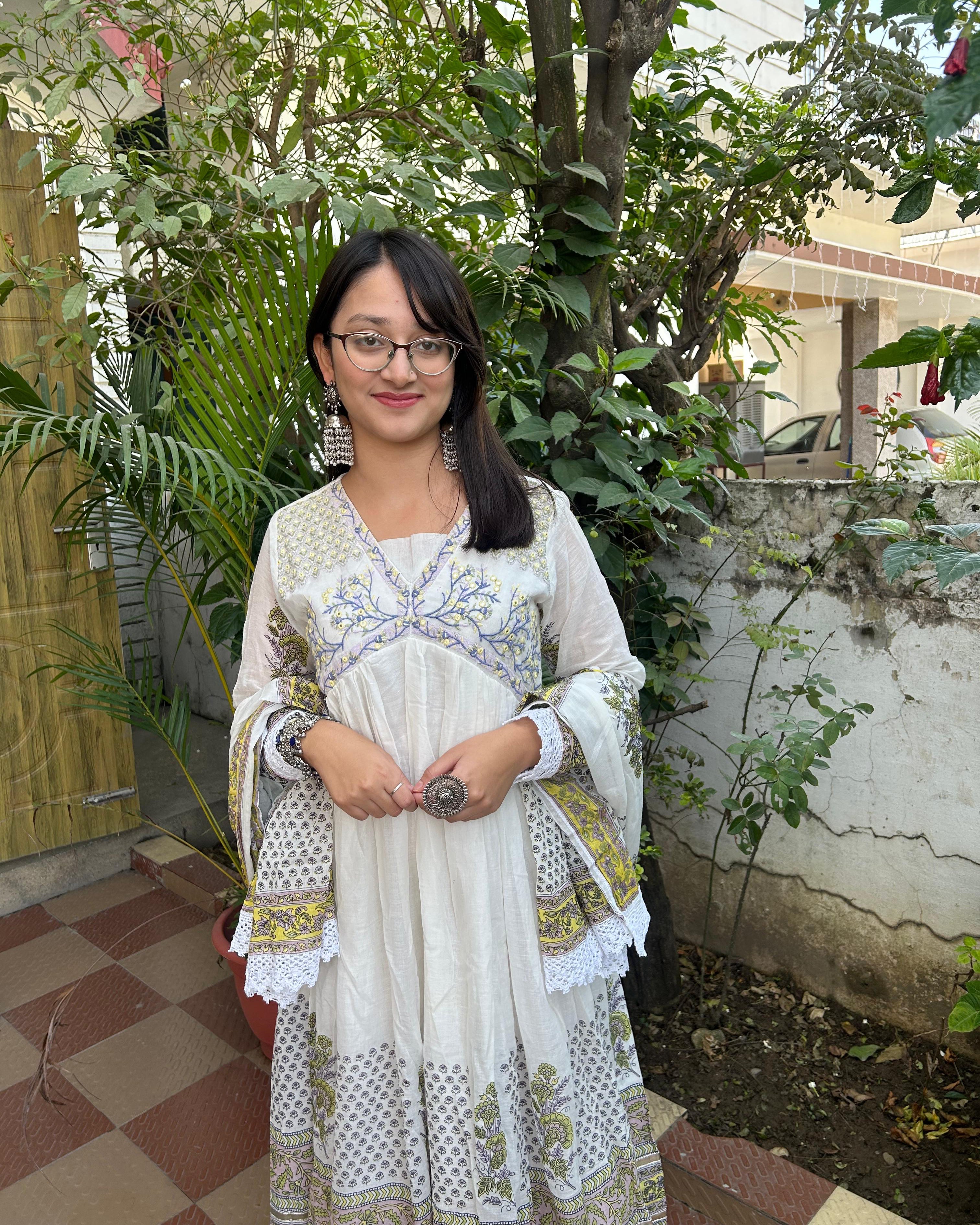 Arohi Kurta set