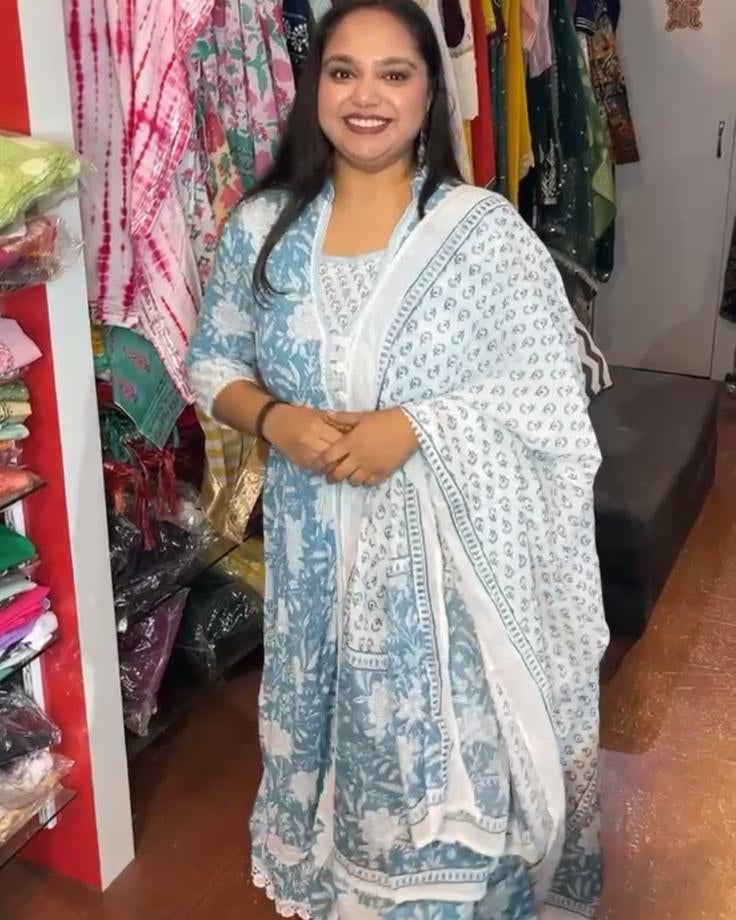 Ruhaniyat Kurta Set